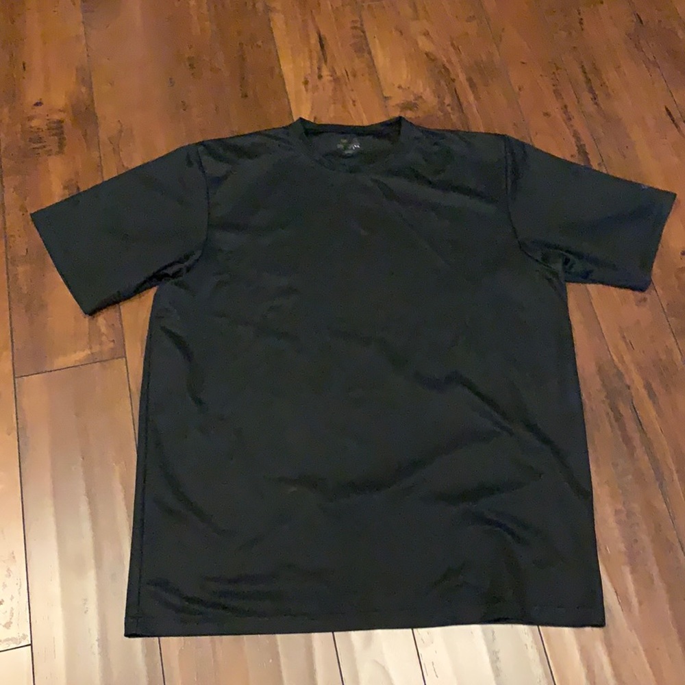 Reebok Shirt. Men’s. Size L. Black